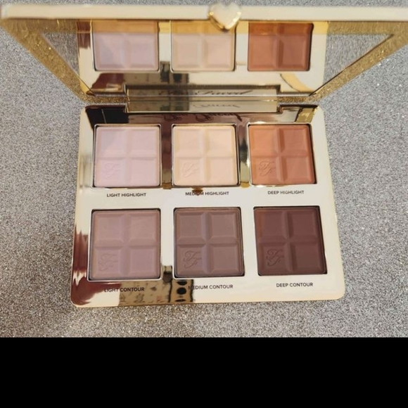 Too faced, coutouring - Picture 2 of 2